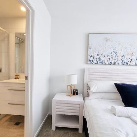 오클랜드 Huntington Townhouse With Patio And Parking 빌라 외부 사진