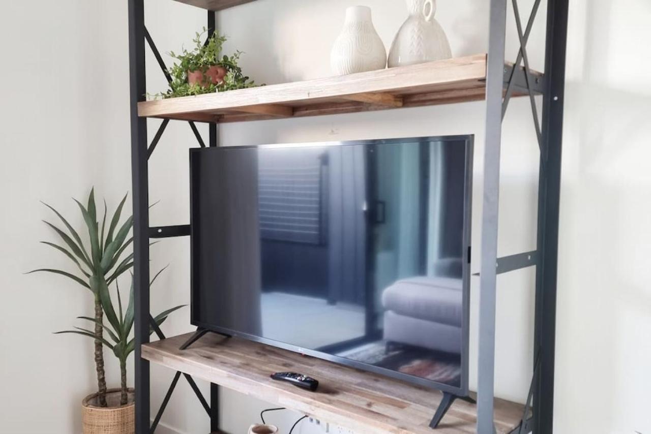 오클랜드 Huntington Townhouse With Patio And Parking 빌라 외부 사진